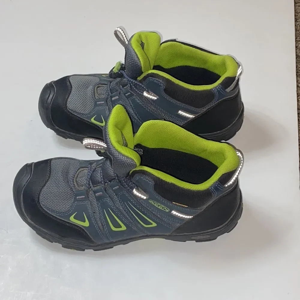 Keen Waterproof Hiking Boots Youth Shoes Size 6 US